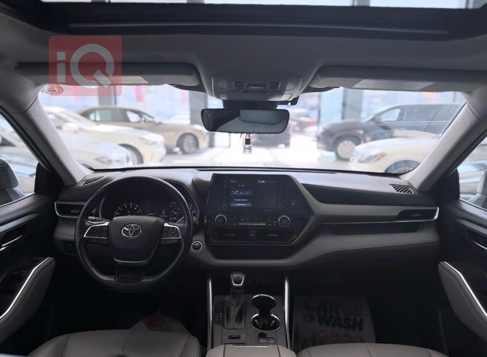 تۆیۆتا هایلاندەر